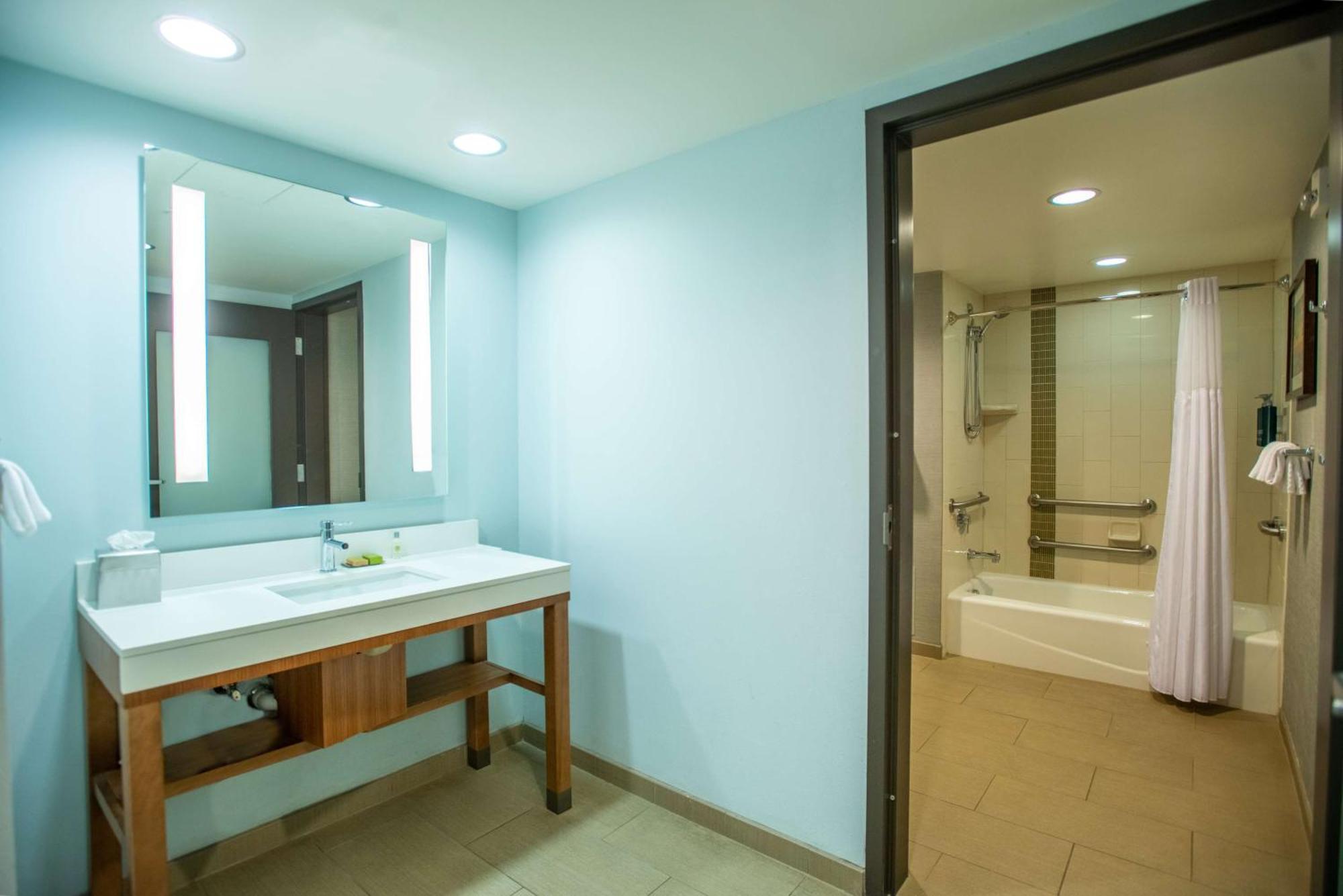 Doubletree By Hilton Asheville Downtown Εξωτερικό φωτογραφία