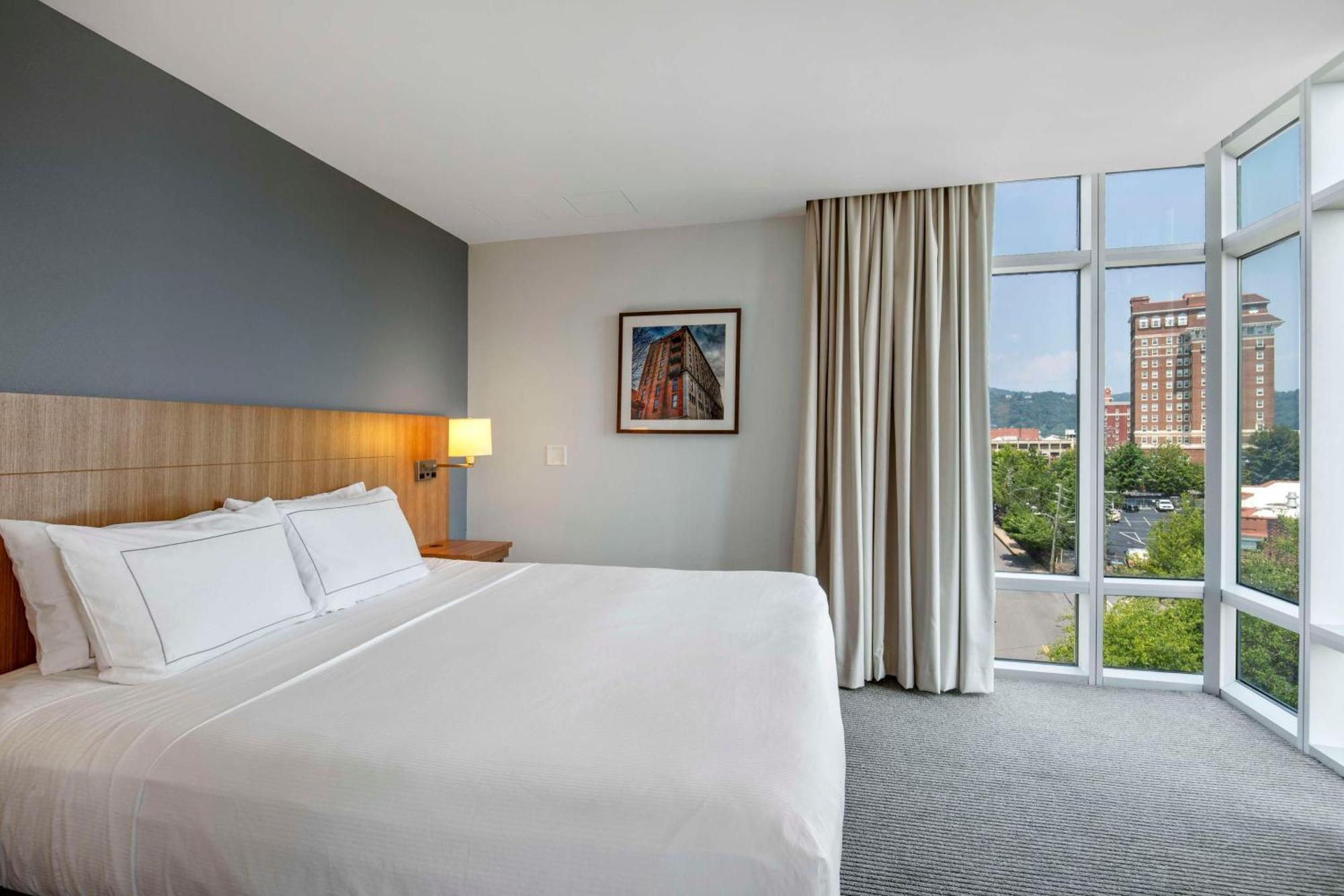 Doubletree By Hilton Asheville Downtown Εξωτερικό φωτογραφία