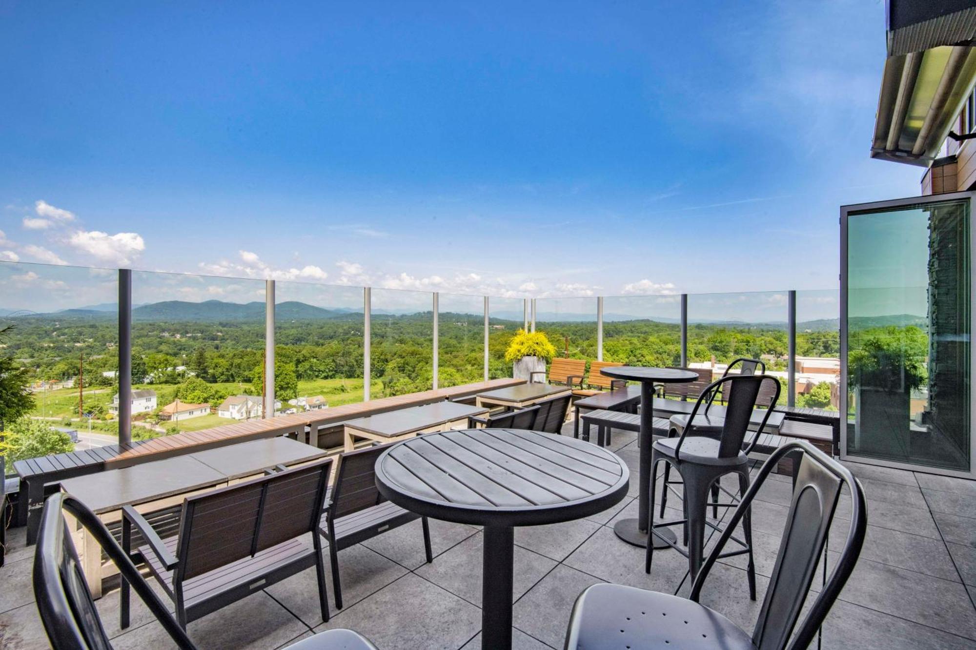 Doubletree By Hilton Asheville Downtown Εξωτερικό φωτογραφία