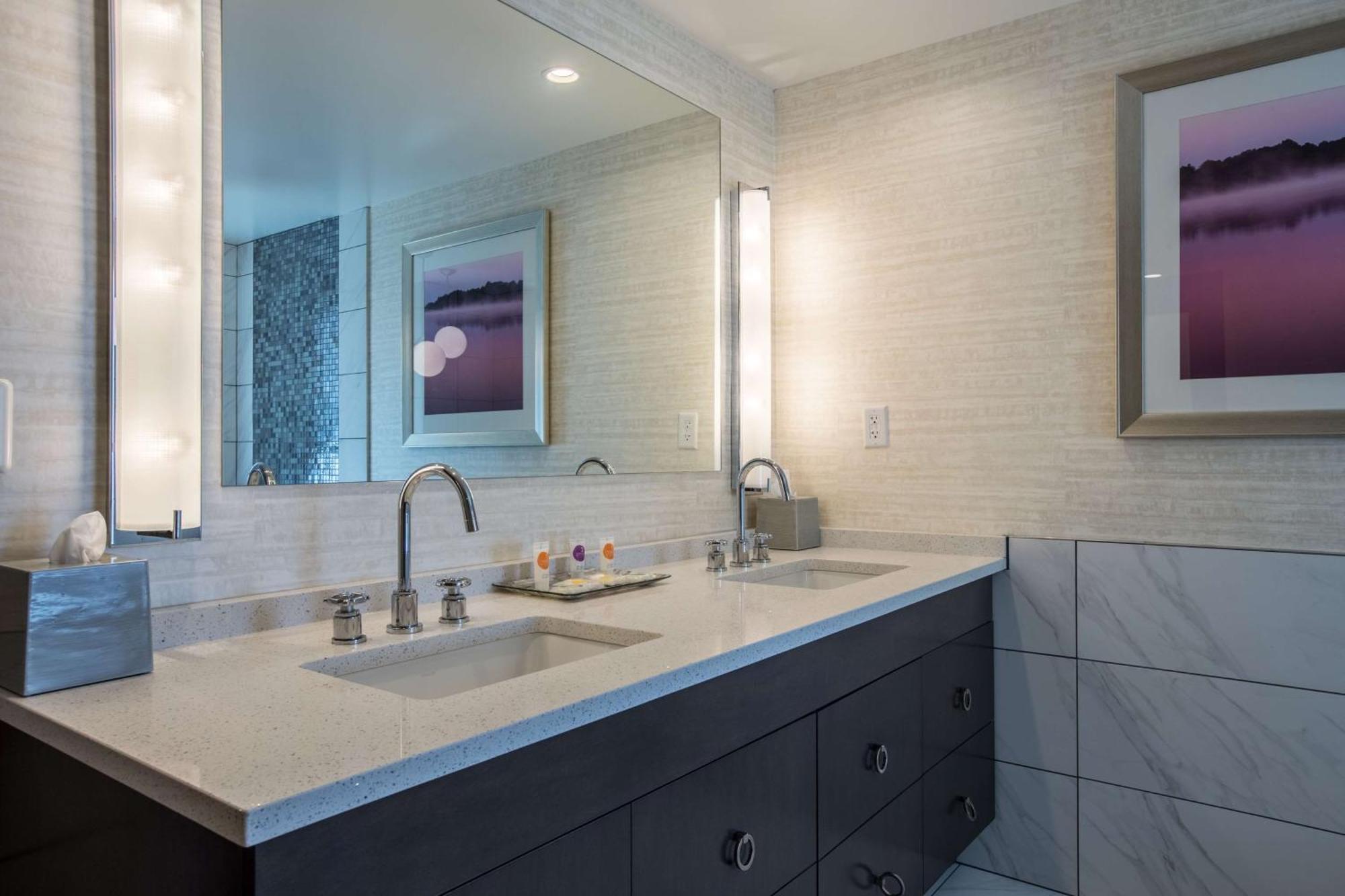Doubletree By Hilton Asheville Downtown Εξωτερικό φωτογραφία
