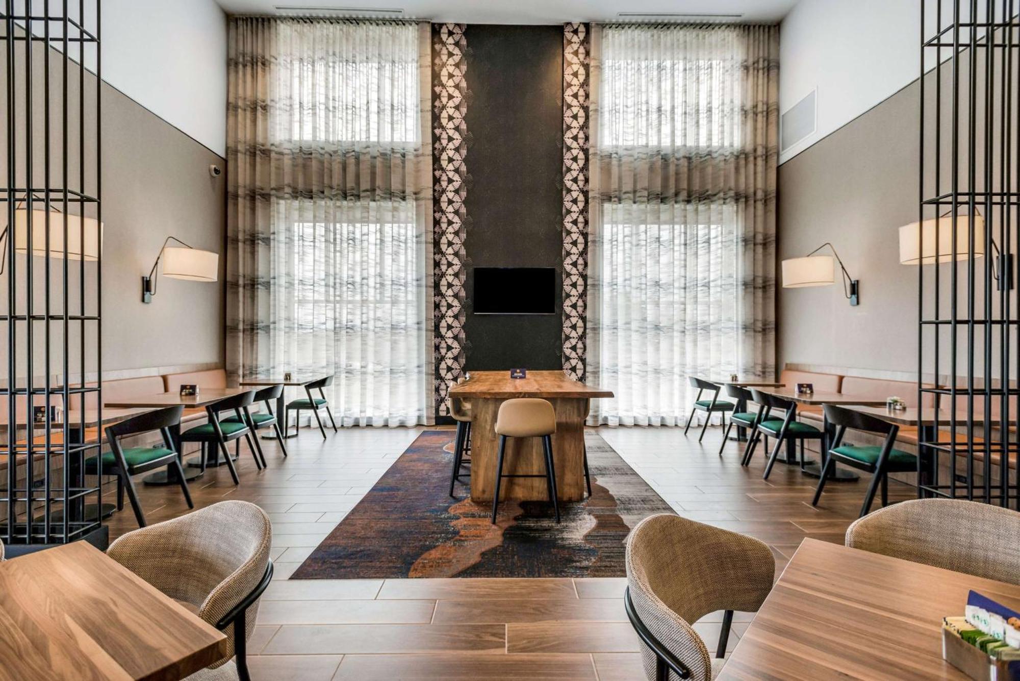 Doubletree By Hilton Asheville Downtown Εξωτερικό φωτογραφία